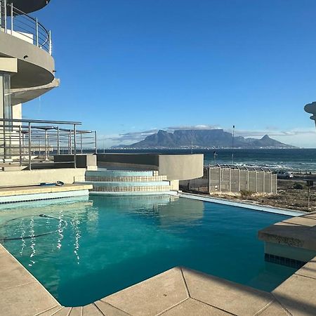 Oceansnest Guest House Блубергстранд Екстериор снимка