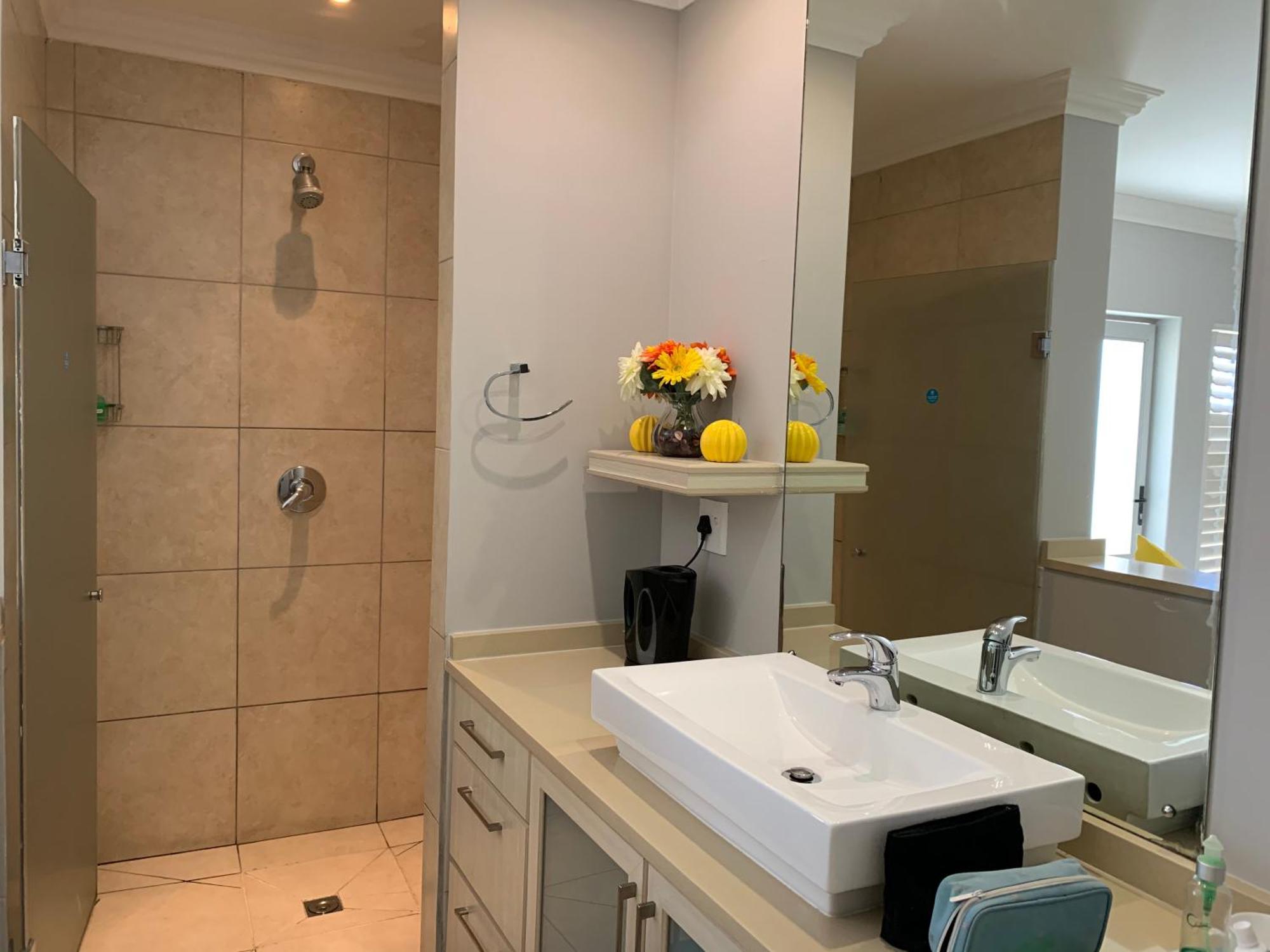 Oceansnest Guest House Блубергстранд Екстериор снимка