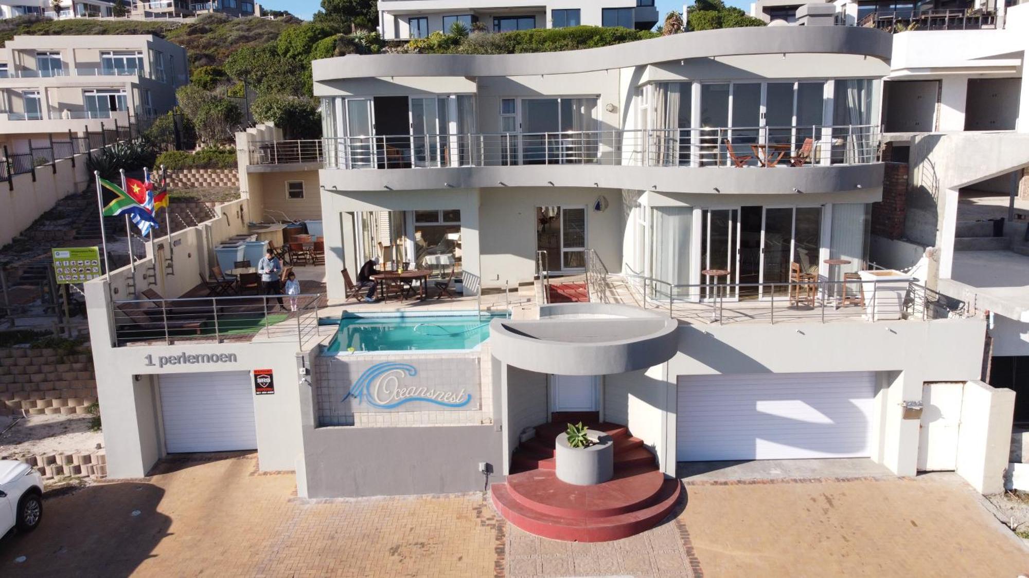 Oceansnest Guest House Блубергстранд Екстериор снимка