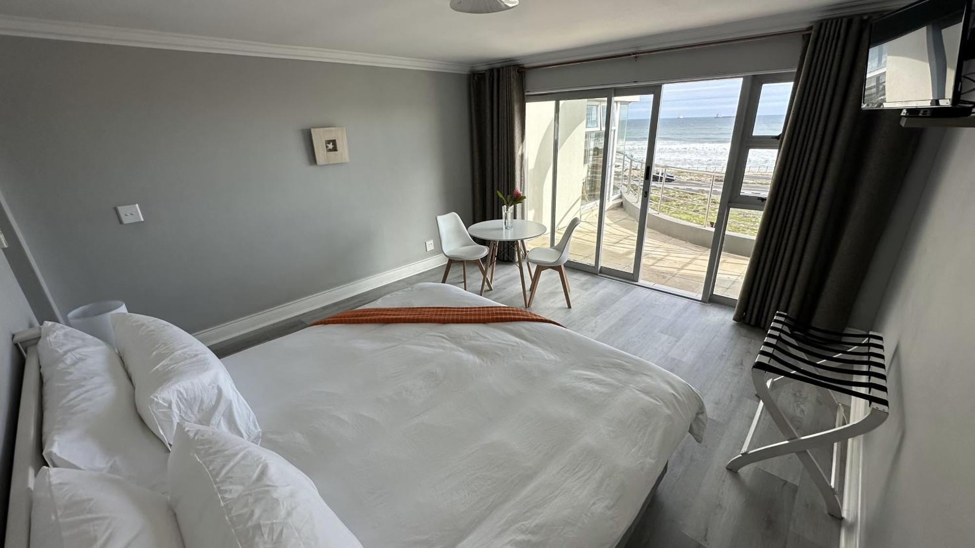 Oceansnest Guest House Блубергстранд Екстериор снимка